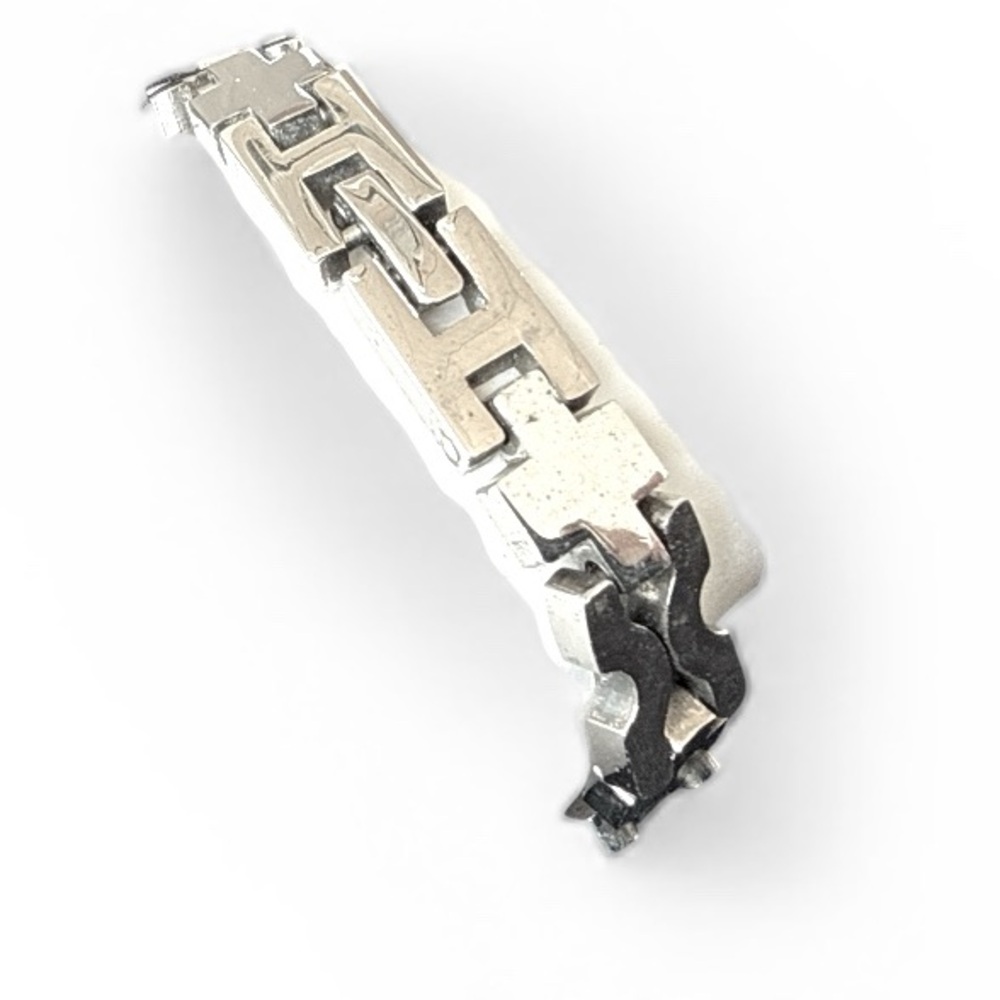 Elegant Silver Bracelet - Picture 5 of 9
